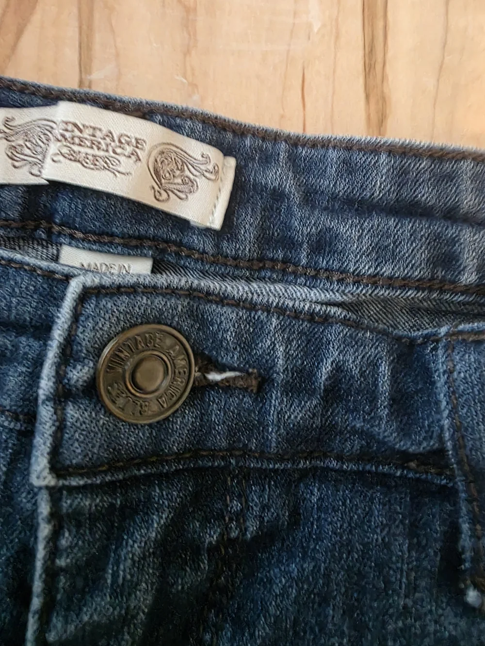 Vintage America Women's Blue Rolled-Hem Boyfriend Jeans Shorts - Picture 4 of 7